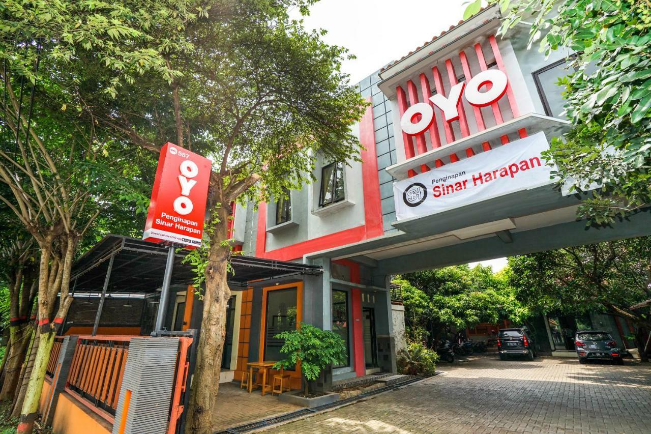 Oyo 587 Penginapan Sinar Harapan Probolinggo Exterior foto
